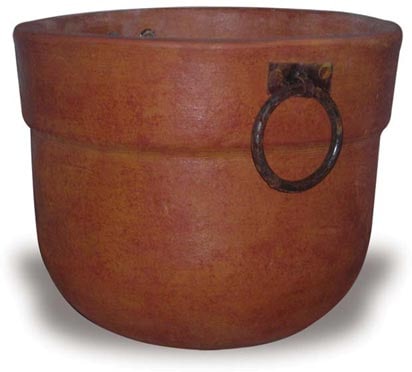 Barro bordo cup pot with iron handles