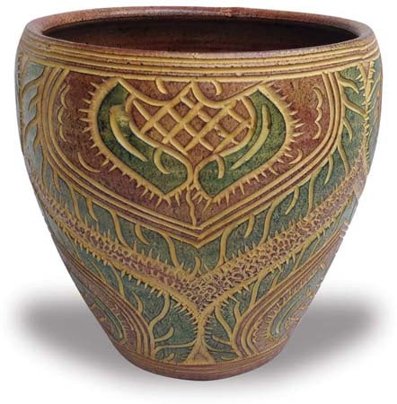 Barro planter with necklace