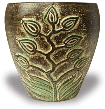 Barro planter with tree