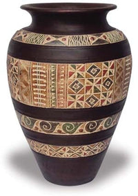 Barro vase with tracery