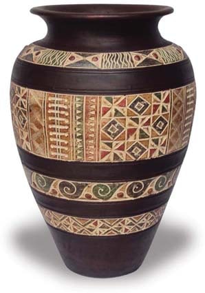 Barro vase with tracery
