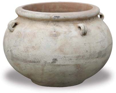 Loma four handle bellied planter
