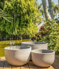 Peral sand fiber low pot with horizontal scratch, sand