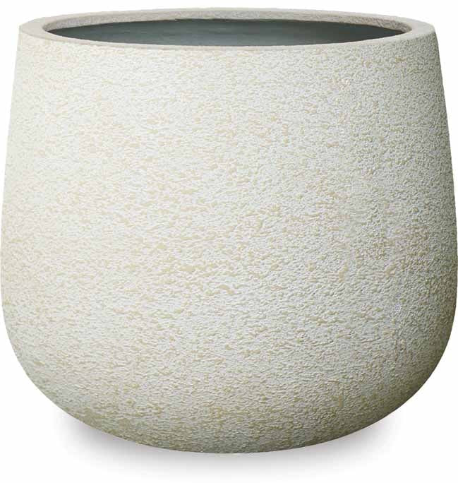 Piedra rough stone footed round pot, sand