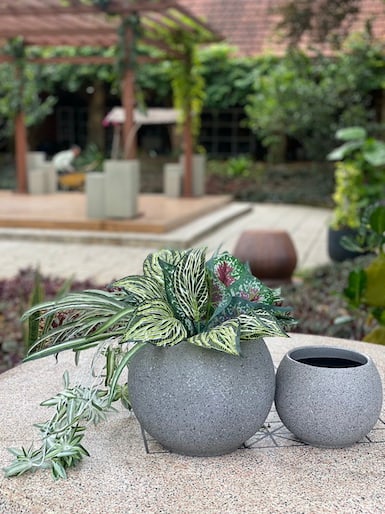 Prado ball hand painted planter, grey