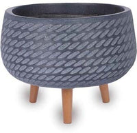 Senda low round pot with wooden legs, black