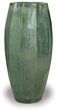 Sol tall starfruit planter, moss